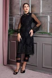 To give an outstanding look to this glossy material, a halter neck designed blouse pattern is sold in the market where the shoulders straps run around. 37 Black Kurti Design Plain Cotton Kurti 2020 Ideas Pakistani Dresses Black Kurti Pakistani Dress Design