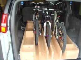 Awesome 49 Inspiring Mini Van Camping Organization Ideas More At Https Trendhomy Com 2018 05 10 49 Inspiring M Range Velo Porte Velo Porte Velo Sur Remorque