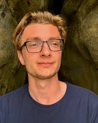 Any study tips to share with the Class of 2028? 📚 Last week they attended  orientation and did some speed "friending", went