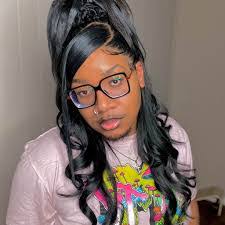 Tiara Howard's Instagram, Twitter & Facebook