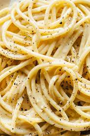 Cacio E Pepe Recipe (Cheese And Pepper Pasta!) - Kitchen Konfidence