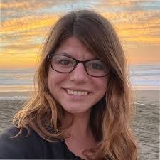 Christa Woods's Instagram, Twitter & Facebook