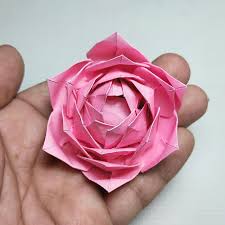 Zakka life proposes this origami card for mother's day. Mothers Day Origami Rose 9gag