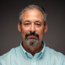 Aaron Armas's Instagram, Twitter & Facebook