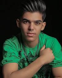 Amir Madani's Instagram, Twitter & Facebook