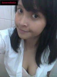 Gambar Kantoi Remaja Tayang Payudara Permata Dunia | Free Hot Nude ...