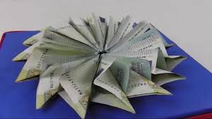 Sterne Aus Geldscheine Basteln Deko Ideen Mit Flora Shop Geld Falten Geldscheine Diy Geschenke Mann