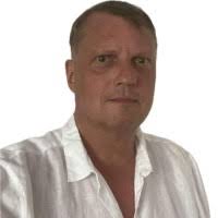 40+ "Robert Adámek" profiles