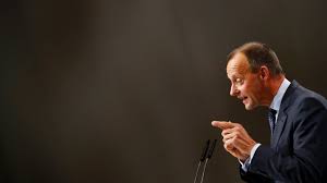 Friedrich merz ist das älteste von insgesamt vier kindern und stammt aus einer konservativ geprägten briloner juristenfamilie. Bundesregierung Friedrich Merz Rechnet Mit Ende Der Grossen Koalition In Diesem Jahr Zeit Online