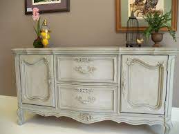 A few hints and tips on getting the shabby chic look on furniture. Pin By The Velvet Rocker On Velvet Rocker Painted Furniture Chalk Paint Dining Room Table Furniture French Painted Furniture