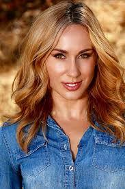 Shaun Mckee's Instagram, Twitter & Facebook