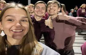 2023 Senior Edition by staceyjadejones