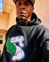 Tyrone Wagner's Instagram, Twitter & Facebook