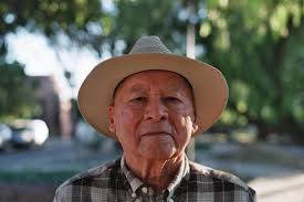 El café sabe mejor cuando es compartido. “El café somos personas” significa  hacer del café un medio para mejorar la vida de las personas. No sólo la de  las familias productoras, sino