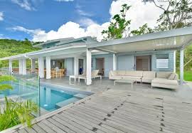 New Villa Swell In Deshaies Guadeloupe 4br 4 Bath Close To Grande Anse Beach Discover Basse Terre Into This L Deshaies Maisons Contemporaines Maison