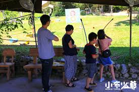 Qǐng dīng yún kànkan wǒmen de xīn fángzi. å°ä¸­è¦ªå­é¤å»³ å»šåŒ  ç™½ä¿„ç¾…æ–¯å¨ƒå¨ƒçš„å®¶ å¾žä¿„ç¾…æ–¯è½åº§åœ¨å°ç£å±±ä¸˜çš„ç¾Žå'³