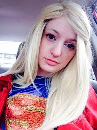 I had to..... I fell in love with this outfit and Rihanna looked sooooo  beatiful in it! Yeah I had to do it. Now I'm off to finish commissions.