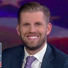 دونالد ترامب الابن ، إيفانكا ترامب ، إريك ترامب ، تيفاني ترامب وبارون ترامب. Eric Trump Erictrump Twitter