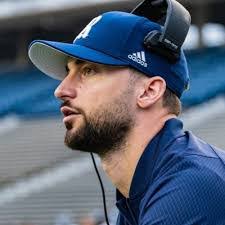 Maxwell Weaver's Instagram, Twitter & Facebook