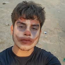 🚨EL T3RR0R D3 L4S F3M1N1ST4S La hermosa mujer que ven en pantalla se llama  Roro Bueno, y está volviendo locas a las feministas por su contenido donde  trata bonito a su novio