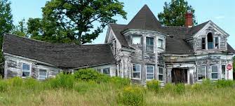 Abandoned Searsport Homestead -- Route 1 East Main Street - Searsport Maine Located Across From G Abandoned Houses Abandoned Places Abandoned Buildings