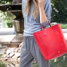 Timeline Photos Carolina Herrera Facebook Red Tote Bag Carolina Herrera Cloth Bags