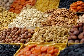 Certes, les fruits sont riches en sucres, et certains plus que d'autres, mais globalement il n'y a pas de quoi affoler le compteur calorique. Quels Sont Les Fruits Secs Qui Font Le Moins Grossir