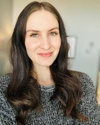 Jacqueline Mace's Instagram, Twitter & Facebook