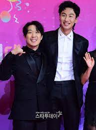 I 이광수, 이광수 인터뷰, 런닝맨 이광수, 아시아프린스 이광수, 이광수 유튜브. í¬í†  í•˜í•˜ ì´ê´'ìˆ˜ í‚¤ì°¨ì´ ê´œì°®ì•„ ìŠ¤íƒ€íˆ¬ë°ì´