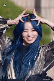 Ssovely On Twitter Wheein Blue Hair Blue Hair Kpop Blue Hair