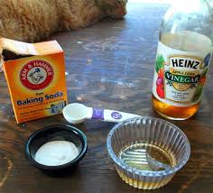 Baking Soda Shampoo W Vinegar Conditioner Mix 1 2 Cup Of Baking Soda With 3 Cups Of Warm Water Rub Baking Soda For Hair Baking Soda Shampoo Vinegar For Hair