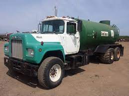 Craigslist Hilarity The Ad For This 1977 Mack R Model Manure Truck Could Be The Funniest One Ever Trucks Trucks For Sale Mack Trucks