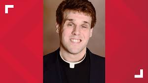 Ex-priest's electronics returned in obscenity case