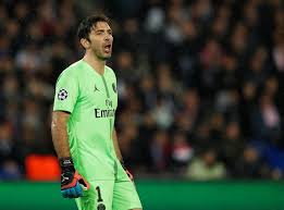 Juventus'taki 17 yıllık kariyerine nokta koyan efsane kaleci gianluigi buffon, paris saint germain ile 2 yıllık sözleşme imzalamaya çok yakın. Report Buffon S Psg Future In Doubt