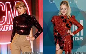 We are clearly all remembering taylor swift standing in a nice dress—or two, no less—this year. Acm Awards 2020 Taylor Swift Kelsea Ballerini Dazzle On Red Carpet