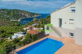 Golf costa brava, prévisions à proximité. 701 Modern House In Aiguablava With Fantastic Sea Views Properties Villas Apartments And Plots For Sale In Begur Costa Brava