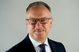 Klinikum Saarbrücken: Organisation und Gremien