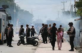 Lebih tepatnya berada di mall lenmarc surabaya. What S At The Root Of The Unrest In Indonesia S Papua