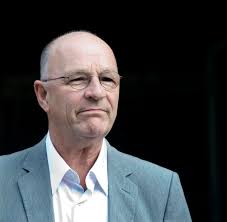 In het televisieprogramma buitenhof werd zondag beweerd dat thierry baudet in de tweede kamer sprak van een. Oud Presentator Kees Driehuis 67 Overleden Noordhollandsdagblad