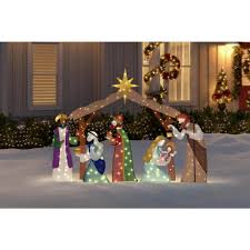 Pin By Carole On Tree Themed Yard In 2020 Outdoor Christmas Decorations Yard Christmas Yard Decorations Christmas Nativity