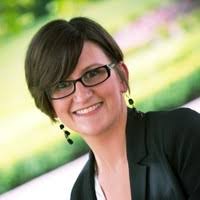 Crystal Broyles's Instagram, Twitter & Facebook