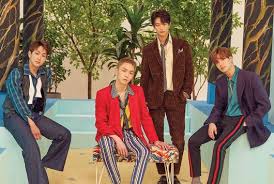 Shinee (stylized as shinee) is a south korean boy band formed by sm entertainment in 2008. Shinee Generasia