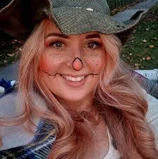 Marci Weber's Instagram, Twitter & Facebook