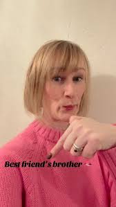 All romance ser inte likadan ut och att genren skulle vara tantsnusk är  långt ifrån verkligheten. Genom initiativet #romancepåriktigt är vi ett  gäng svenska romanceförfattare som gått ihop för att stå upp