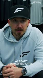 Dylan Seward's Instagram, Twitter & Facebook