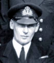 Hicks, Lieutenant Commander S.W. — National Museum of the Royal New Zealand  Navy