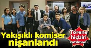 Boğaç aksoy nereli, boyu kaç? Arka Sokaklar In Yakisikli Komiseri Nisanlandi Bogac Aksoy Kimdir