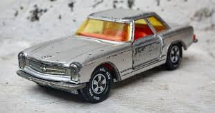 Sold Mercedes 280 Sl Siku Diecast Toy Nr V302 Made In Germany 1970 S Detailled Model Of The Legendary Mercedes Roadster Condition Still Complete But Thi