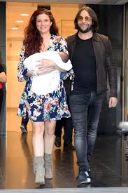 El marketing 2.0 en hoy por hoy villena cancelar 10. Primeras Imagenes De Joaquin Cortes Y Monica Moreno Junto A Su Hijo Recien Nacido