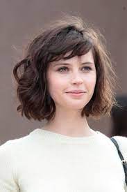 Medium Bob Hairstyle Short Haircuts For Wavy Hair Haircuts For Wavy Hair Short Hair Styles Medium Hair Styles